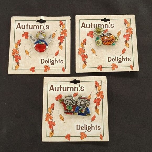 HALLOWEEN PINS. AUTUMN'S DELIGHTS.  - Picture 1 of 2